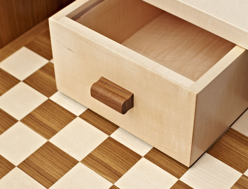 Chess table detail