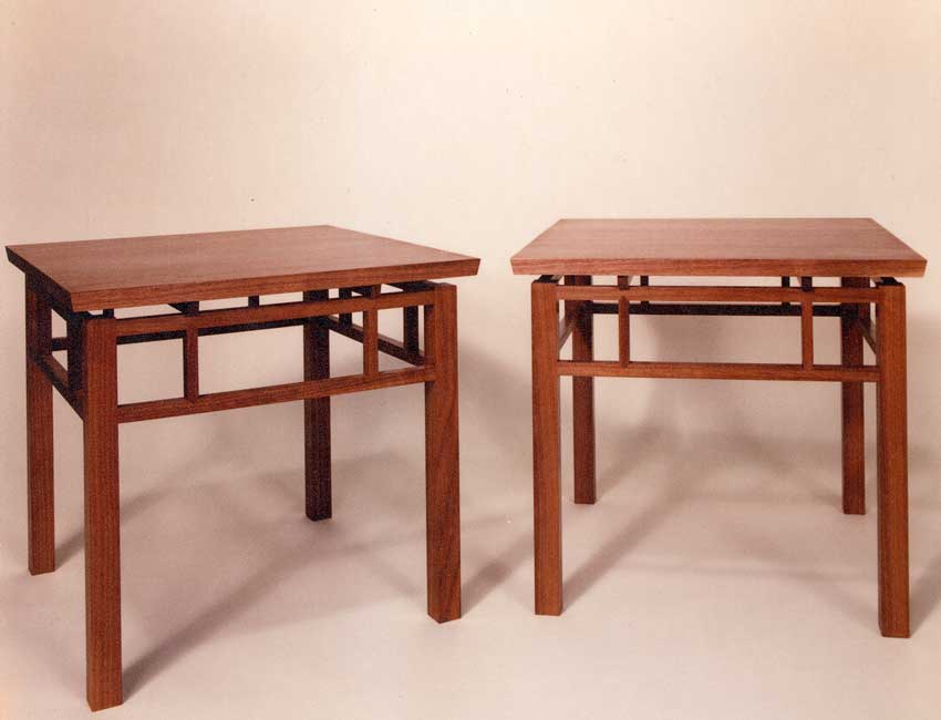 Pair of coffee tables